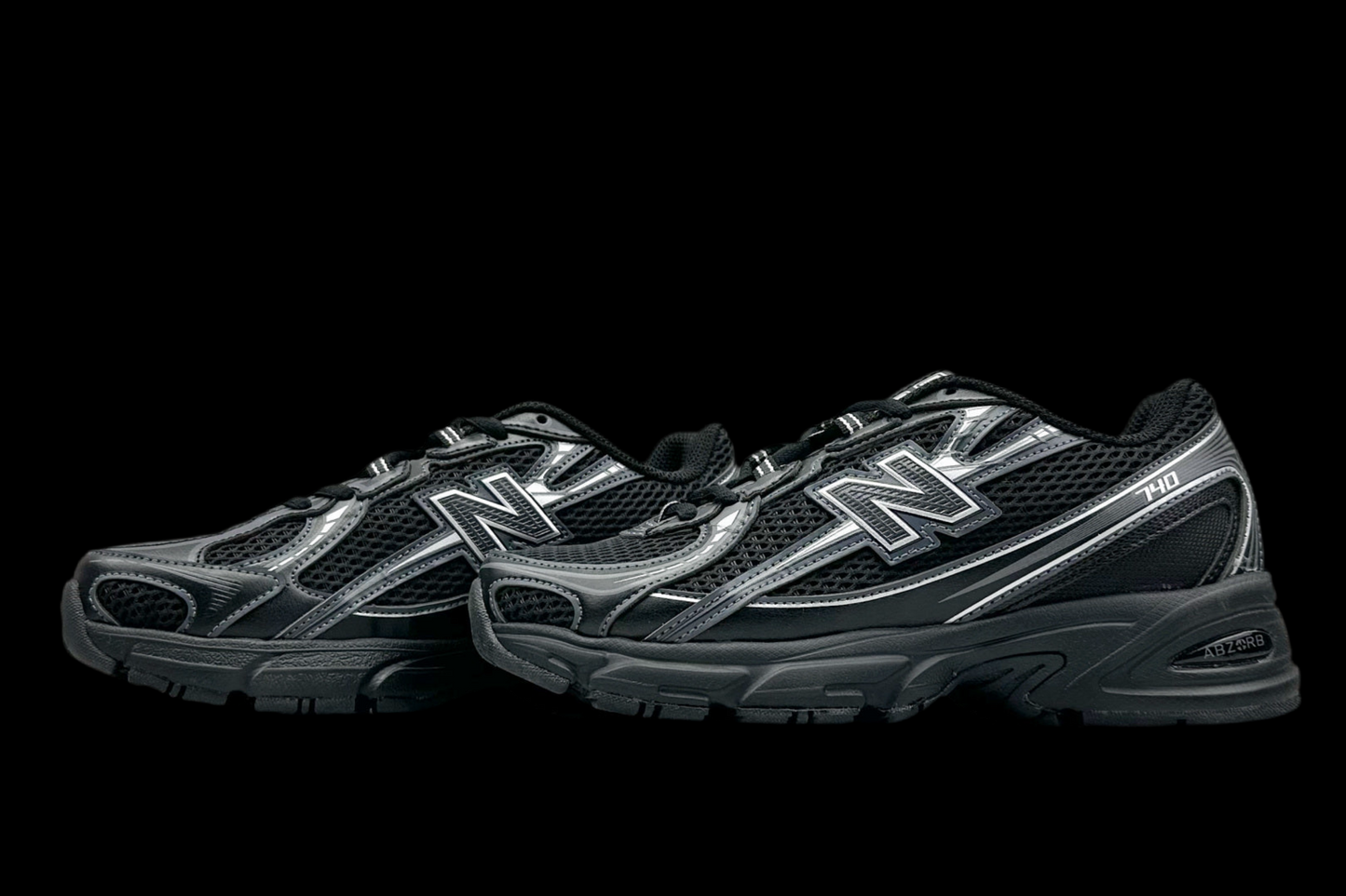 NB 740 black metallic