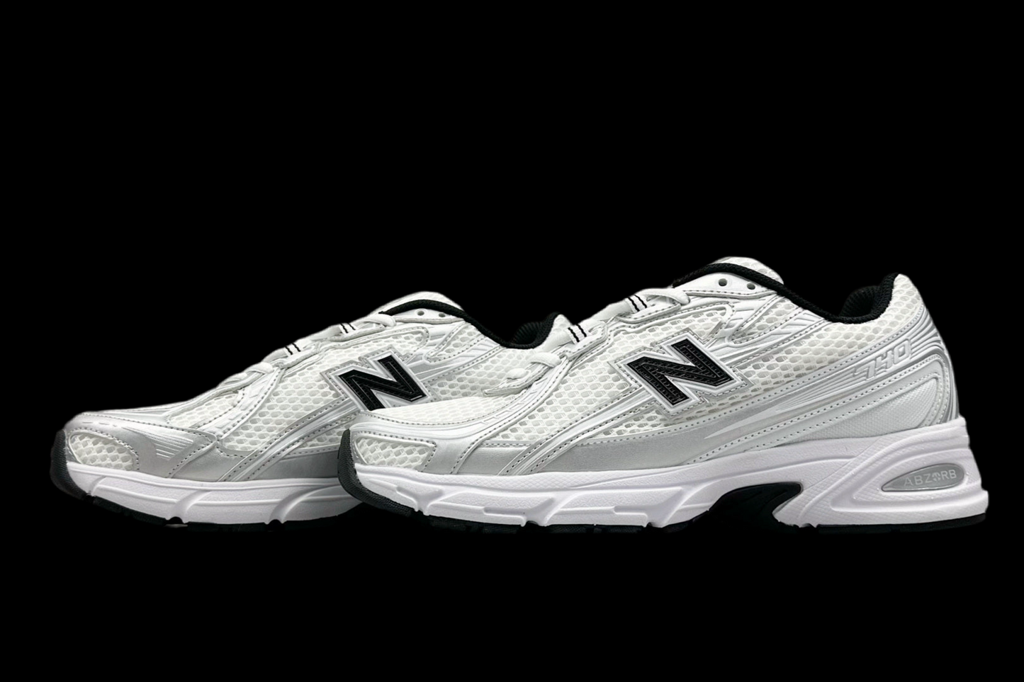 NB 740 metallic white black