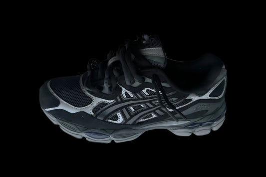 DOUBLE LACED GEL NYC black